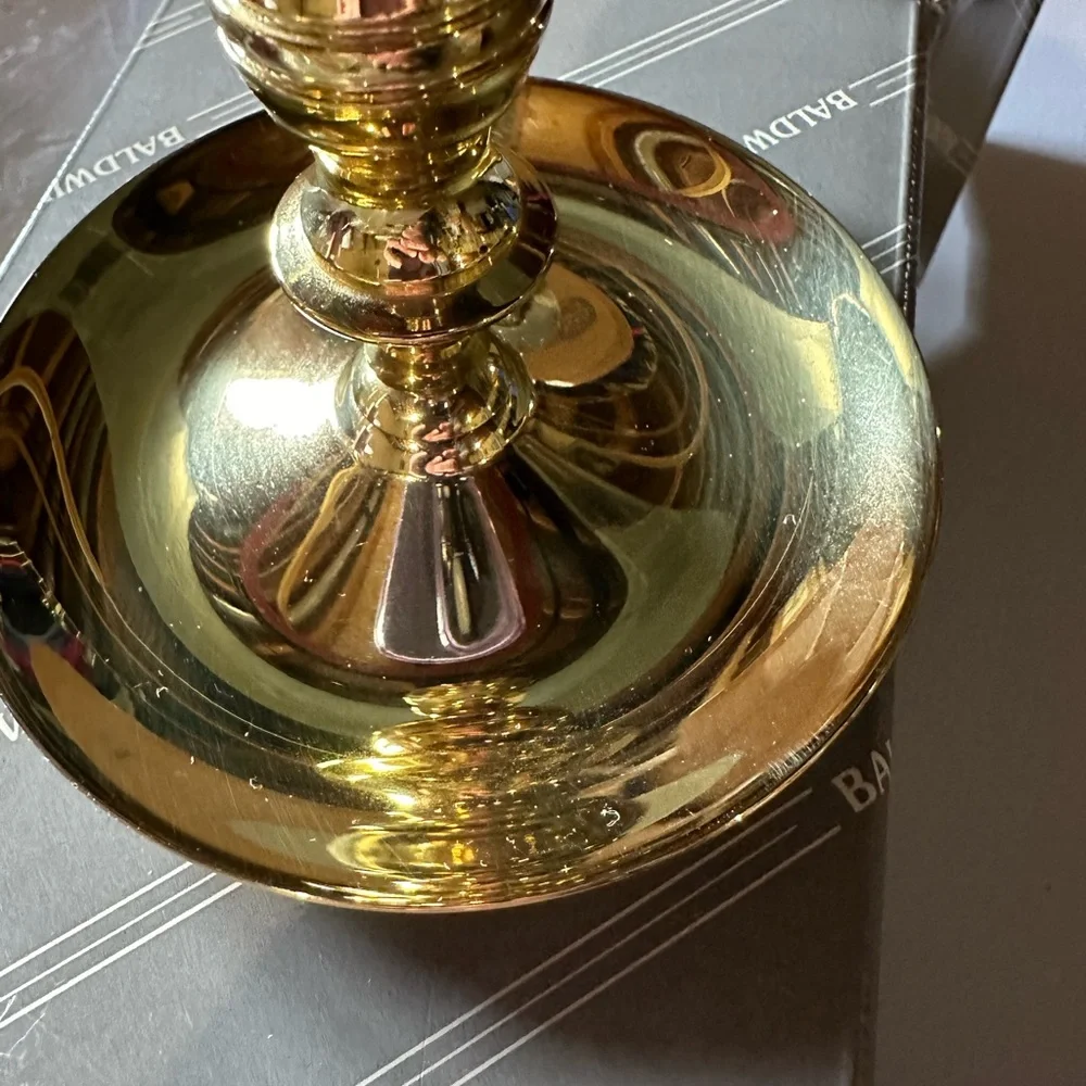 Baldwin Brass Vintage Saucer Base Candlestick - 7"
NO. 7257.030 - Picture 5 of 7